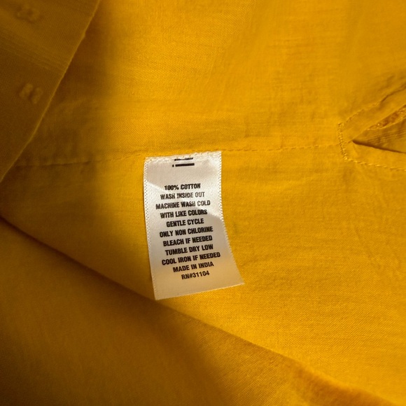 Crown & Ivy Marigold Ruffled V-Neck Tunic - Picture 7 of 7